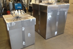 Aluminum Display Presents