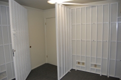 Room-Cages-16