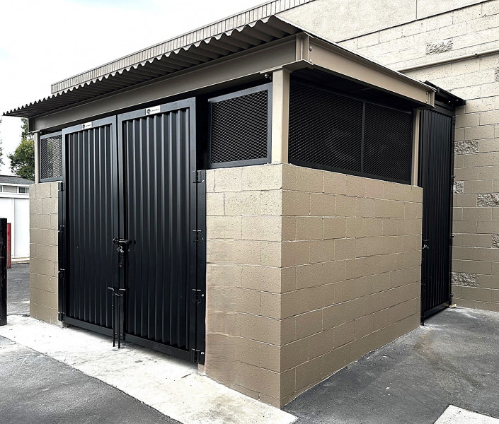 Trash-Enclosures-Gates-321