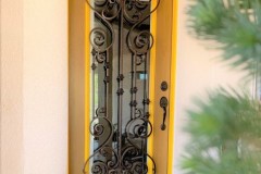 Furniture and Decorations 152